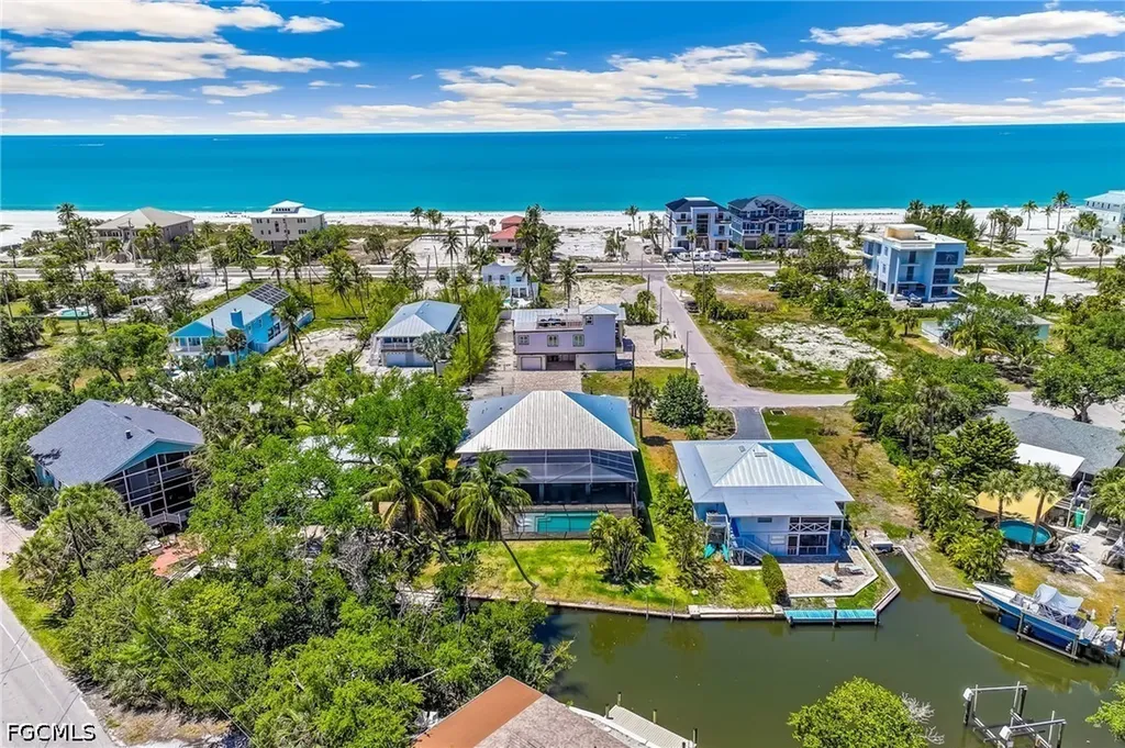 5809 Lauder Street Fort Myers Beach FL 33931