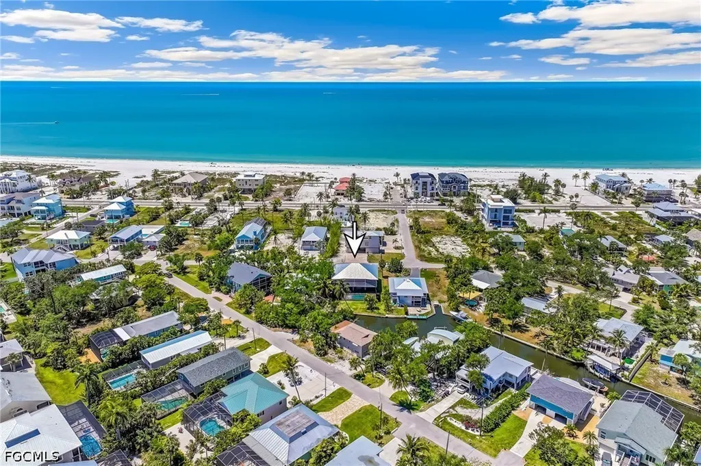 5809 Lauder Street Fort Myers Beach FL 33931