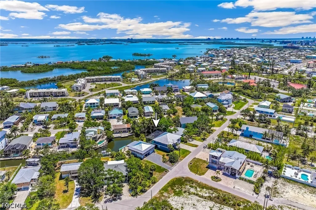 5809 Lauder Street Fort Myers Beach FL 33931