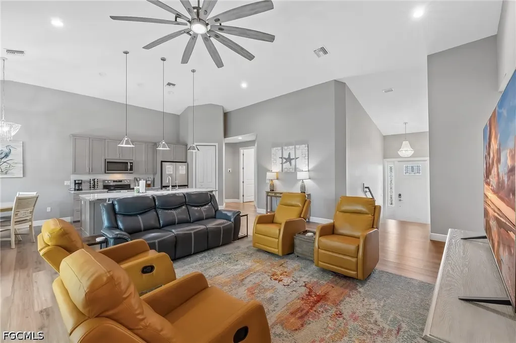5809 Lauder Street Fort Myers Beach FL 33931