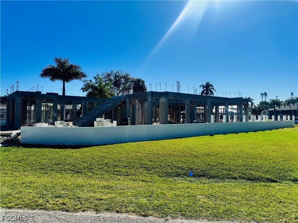326 Shore Drive Fort Myers FL 33905