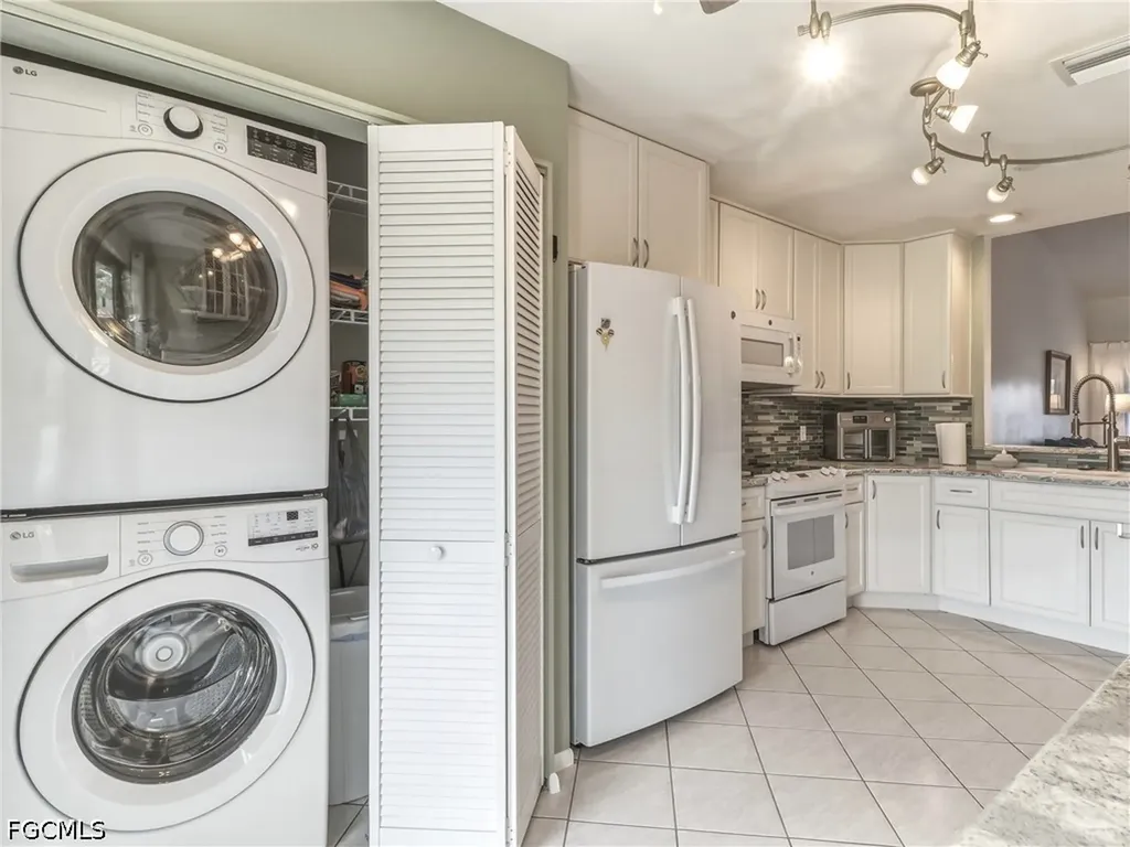 15452 Admiralty Circle North Fort Myers FL 33917