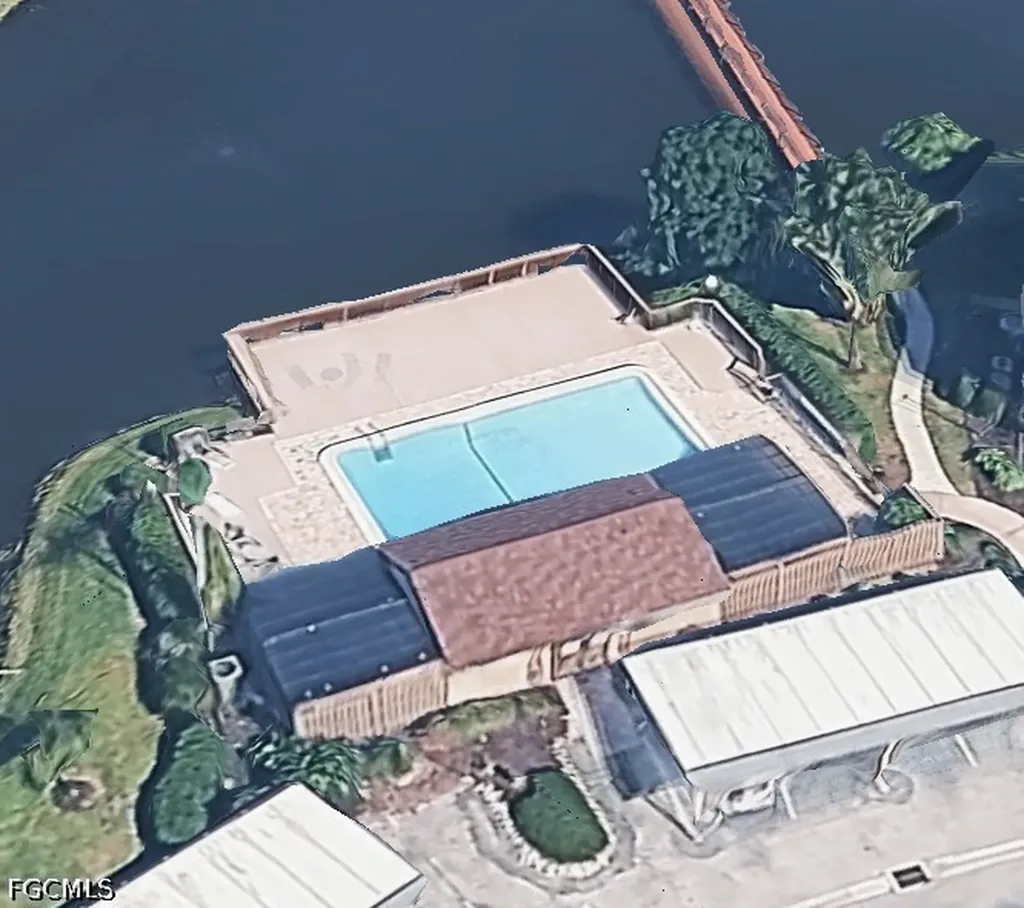 15452 Admiralty Circle North Fort Myers FL 33917