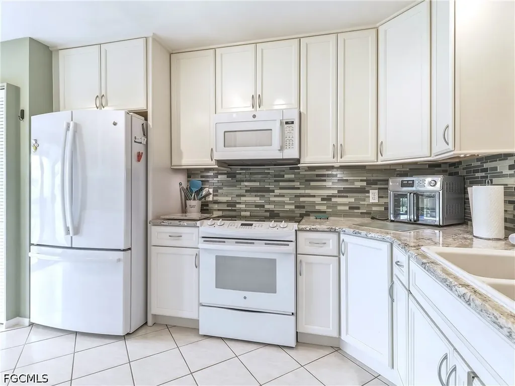 15452 Admiralty Circle North Fort Myers FL 33917