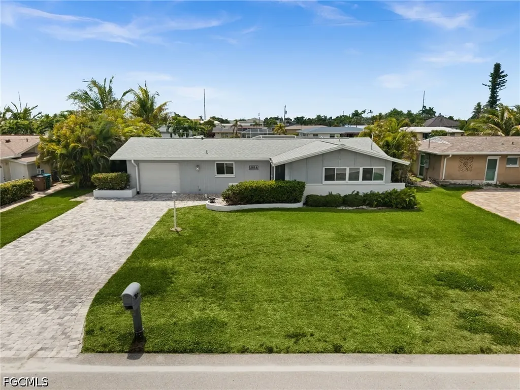 3014 SE 17th Avenue Cape Coral FL 33904