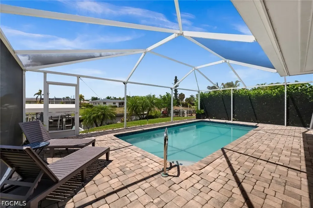 3014 SE 17th Avenue Cape Coral FL 33904