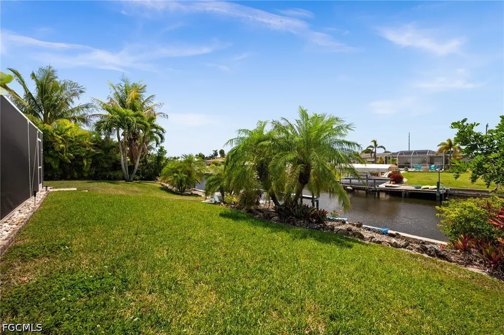 3014 SE 17th Avenue Cape Coral FL 33904