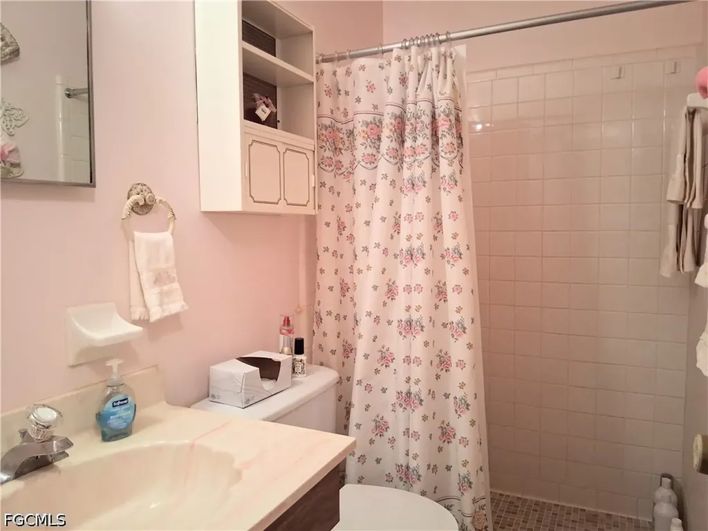 2 Tangelo Court Lehigh Acres FL 33936