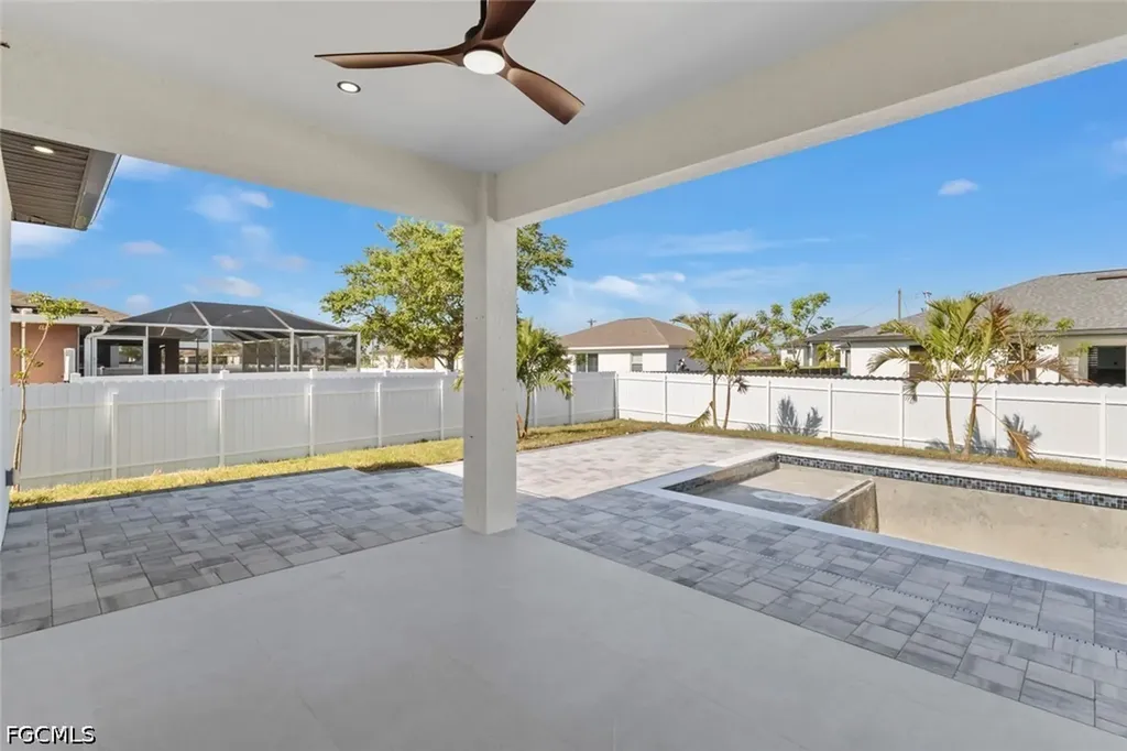 2328 NW 8th Place Cape Coral FL 33993
