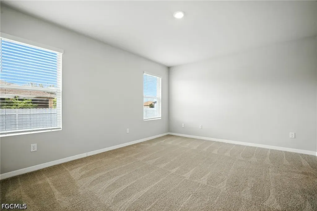 2465 NW 9th Street Cape Coral FL 33993