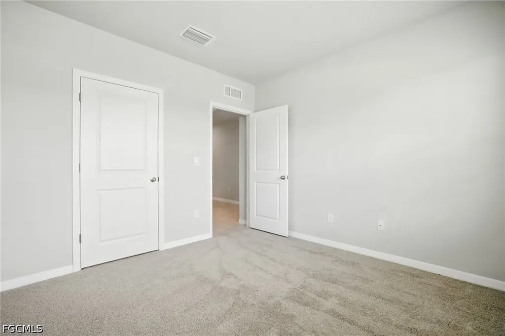 2465 NW 9th Street Cape Coral FL 33993