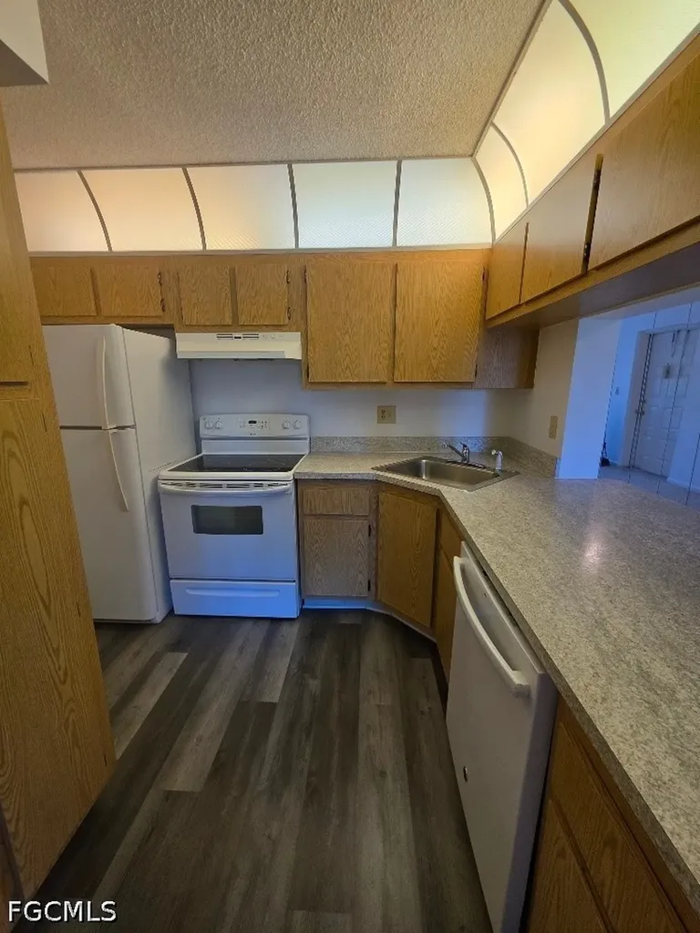 9970 Sailview Court Fort Myers FL 33905