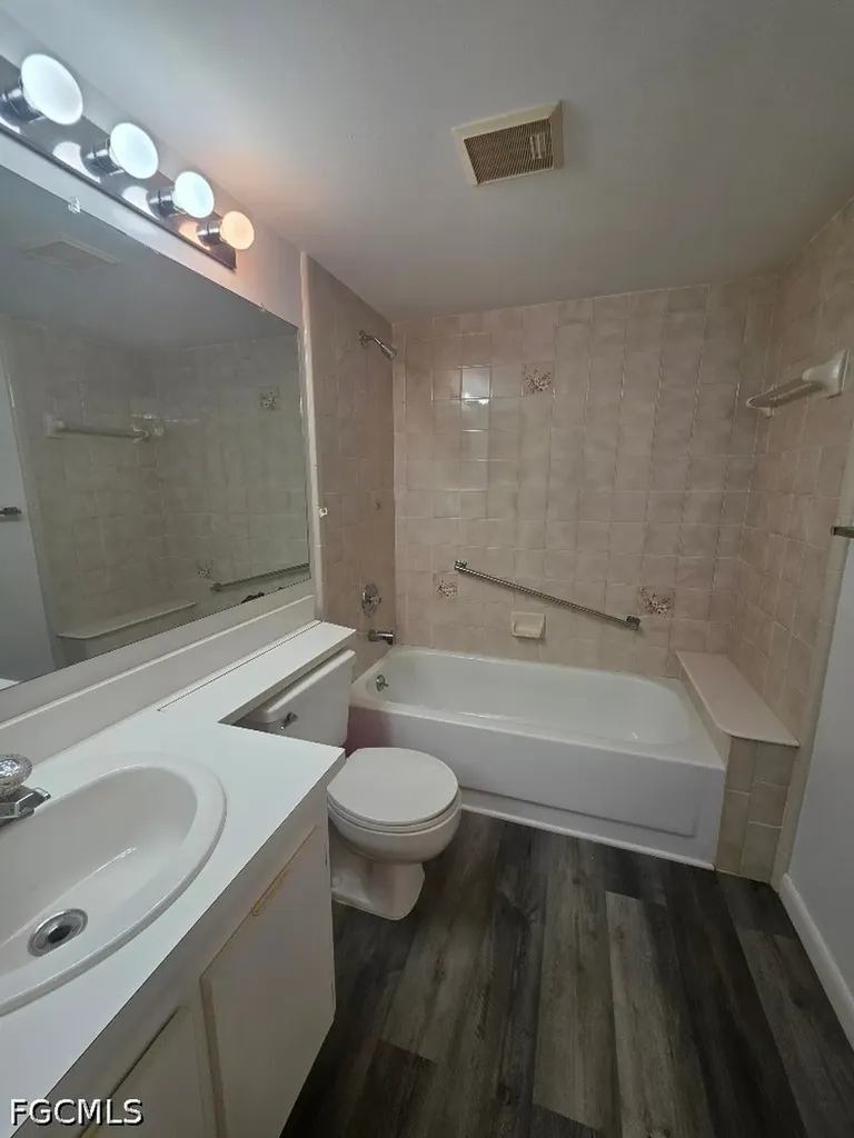 9970 Sailview Court Fort Myers FL 33905