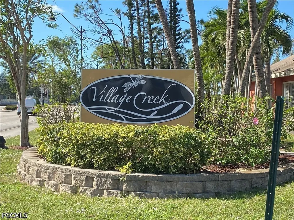 2855 Winkler Avenue Fort Myers FL 33916