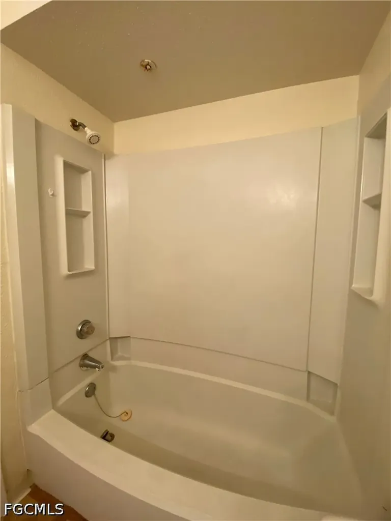 2855 Winkler Avenue Fort Myers FL 33916