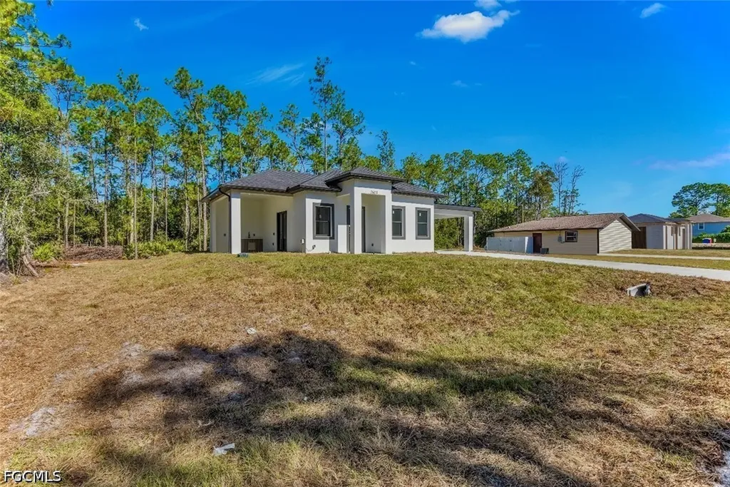 1603 E 14th Street Lehigh Acres FL 33972