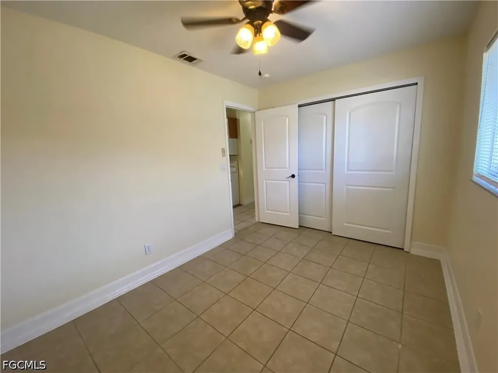 1247 SW Santa Barbara Place Cape Coral FL 33991