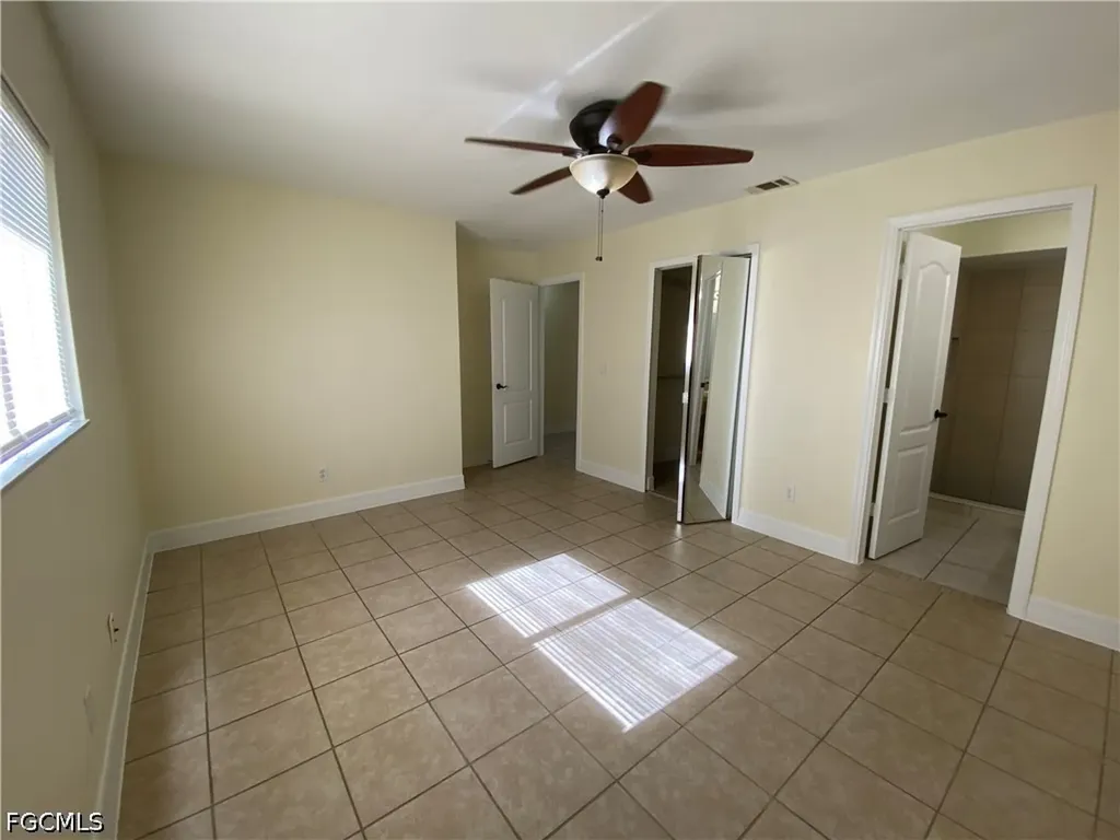 1247 SW Santa Barbara Place Cape Coral FL 33991