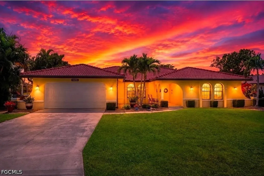 3718 SE 8th Avenue Cape Coral FL 33904