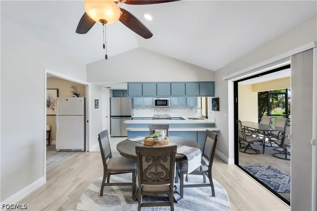 3718 SE 8th Avenue Cape Coral FL 33904