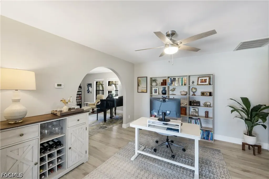 3718 SE 8th Avenue Cape Coral FL 33904