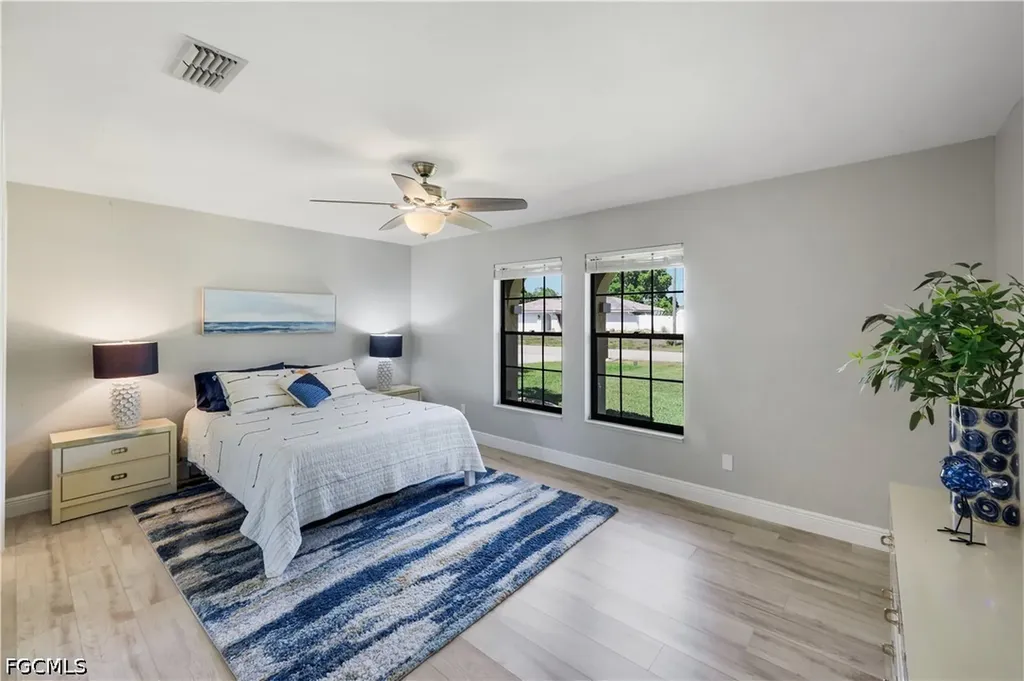 3718 SE 8th Avenue Cape Coral FL 33904