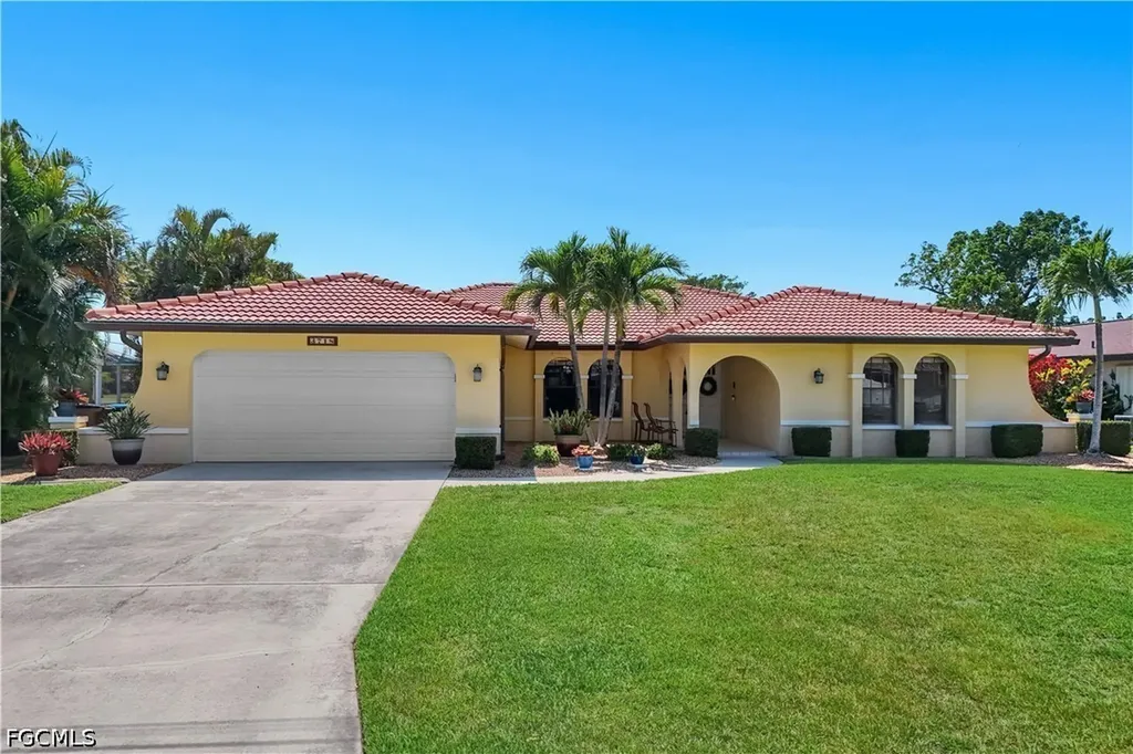 3718 SE 8th Avenue Cape Coral FL 33904