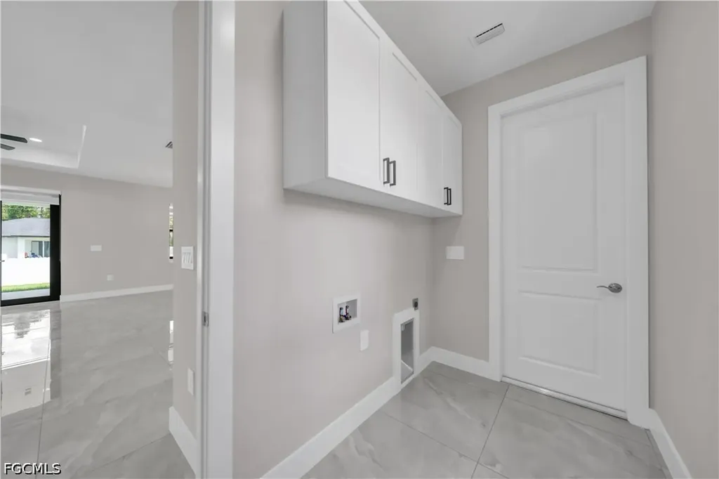 2806 18th Street W Lehigh Acres FL 33971