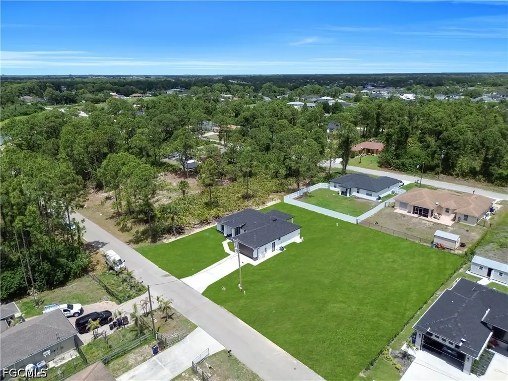 2806 18th Street W Lehigh Acres FL 33971