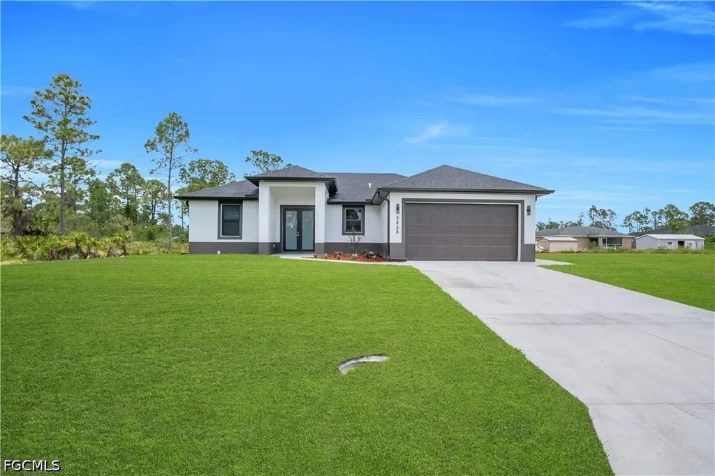 2806 18th Street W Lehigh Acres FL 33971