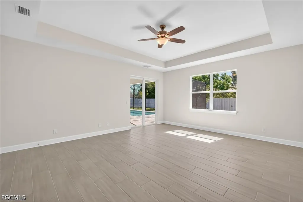 2537 SW 11th Place Cape Coral FL 33914