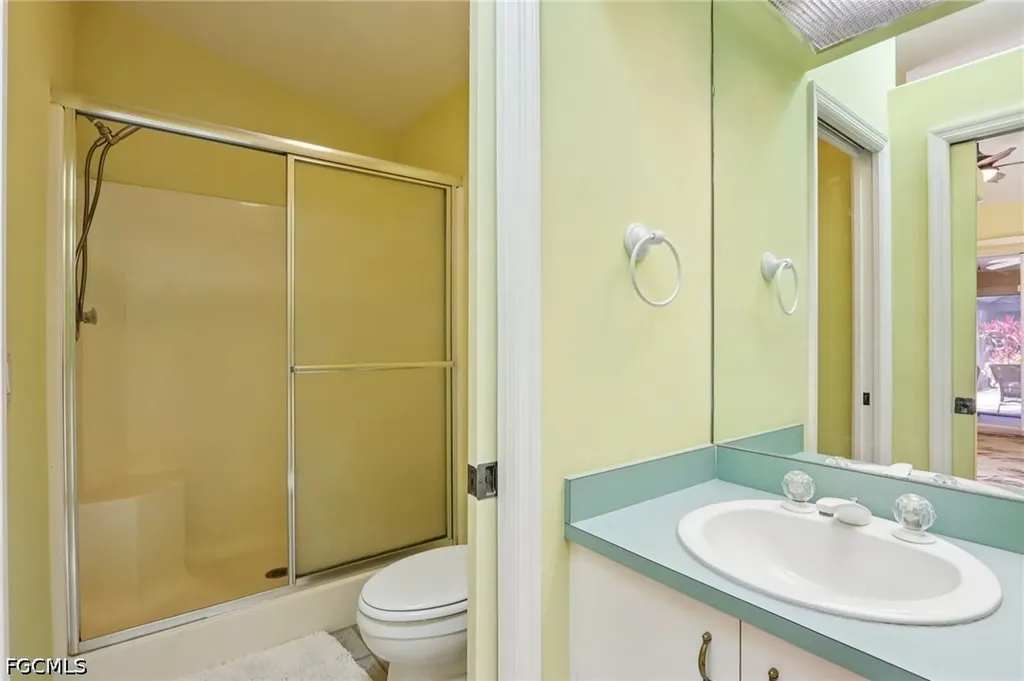 2701 SW 37th Terrace Cape Coral FL 33914