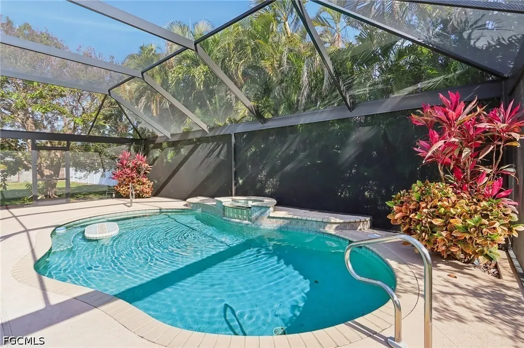 2701 SW 37th Terrace Cape Coral FL 33914