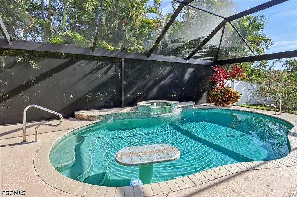 2701 SW 37th Terrace Cape Coral FL 33914