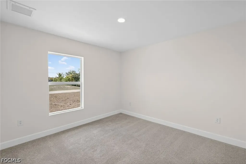 702 NW Douglas Circle Cape Coral FL 33993