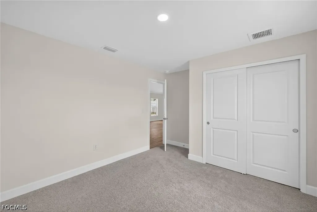 702 NW Douglas Circle Cape Coral FL 33993
