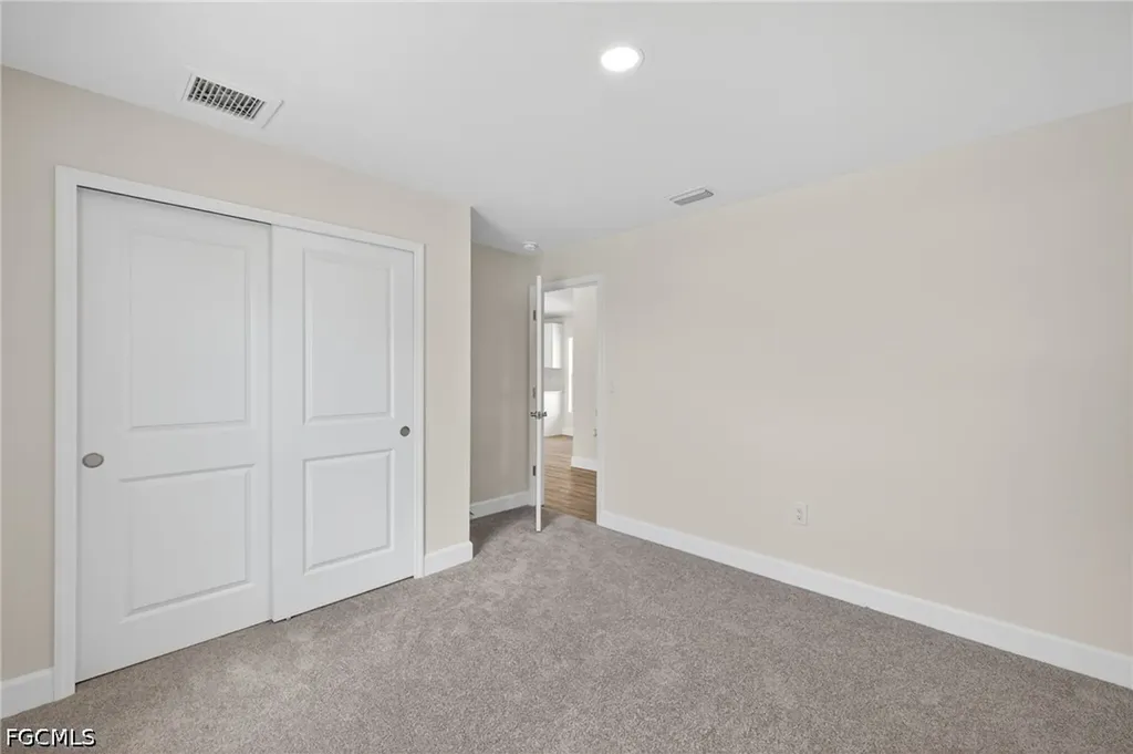 702 NW Douglas Circle Cape Coral FL 33993