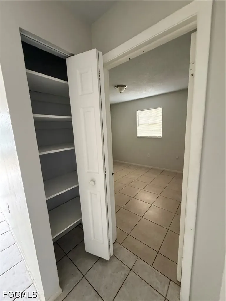 5517 6th Avenue Fort Myers FL 33907