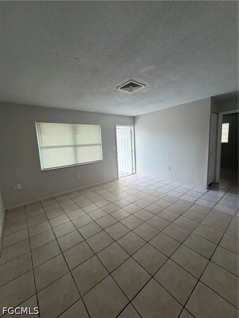 5517 6th Avenue Fort Myers FL 33907