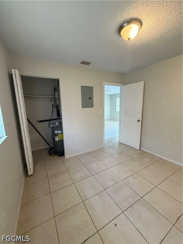 5517 6th Avenue Fort Myers FL 33907