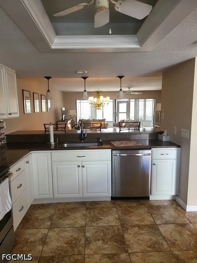 4244 SE 20th Place Cape Coral FL 33904