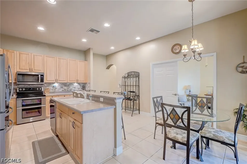 13921 Bently Circle Fort Myers FL 33912