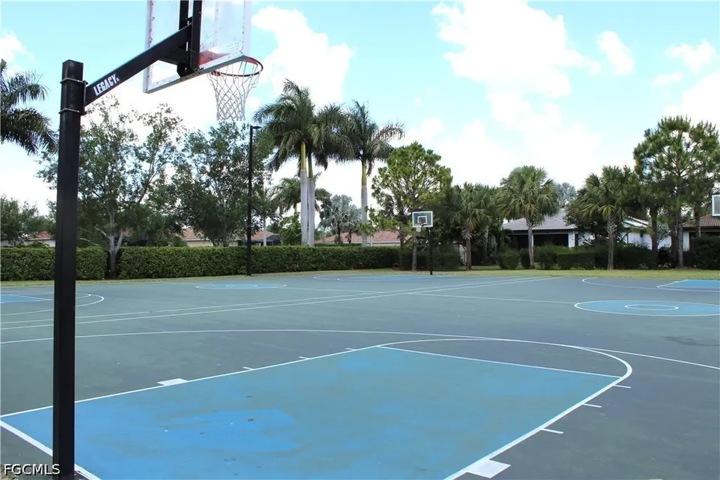 1999 Parson Street Naples FL 34120