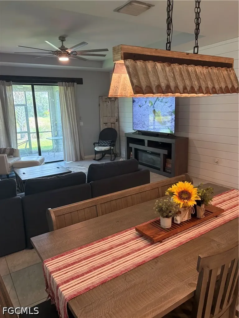 1999 Parson Street Naples FL 34120