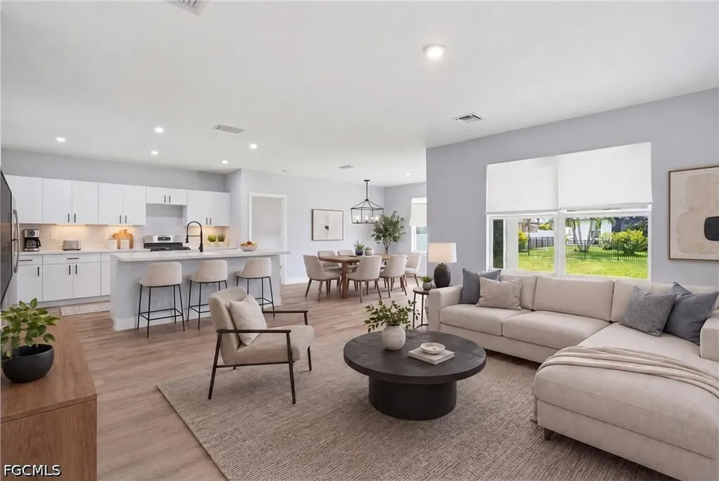 2720 NW 20th Terrace Cape Coral FL 33993