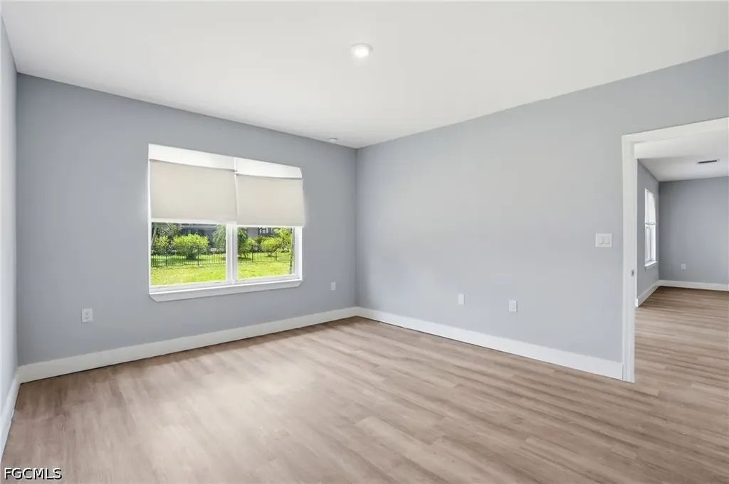 2720 NW 20th Terrace Cape Coral FL 33993