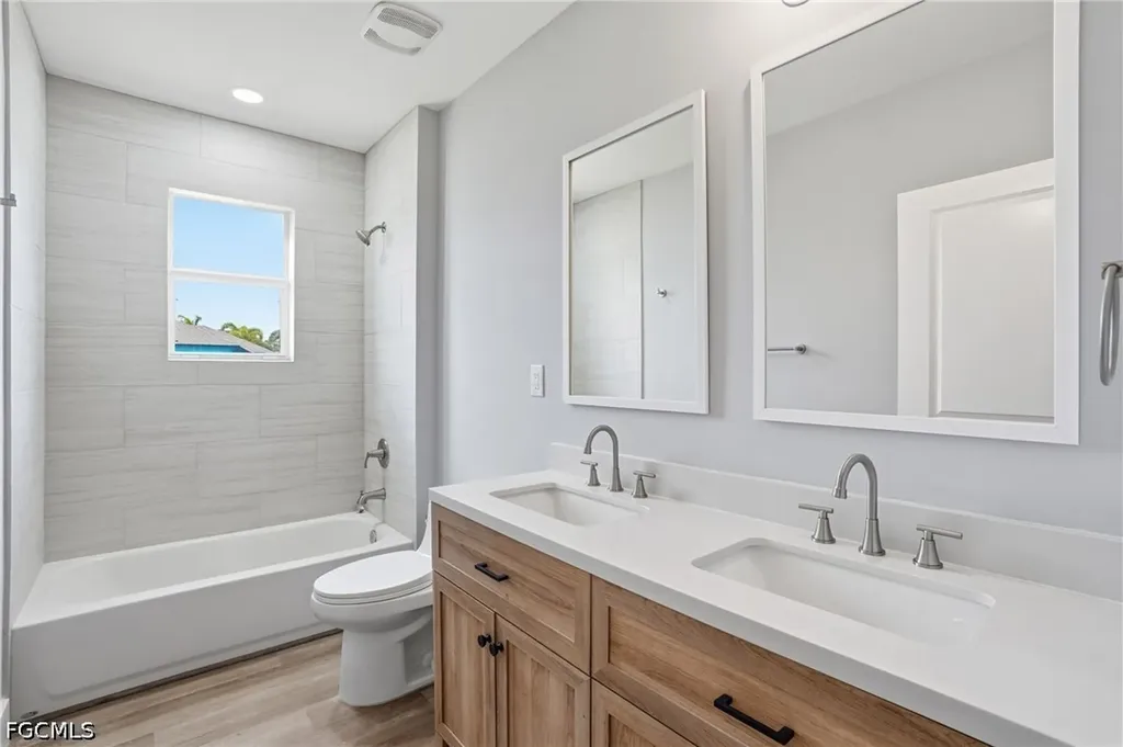 2720 NW 20th Terrace Cape Coral FL 33993
