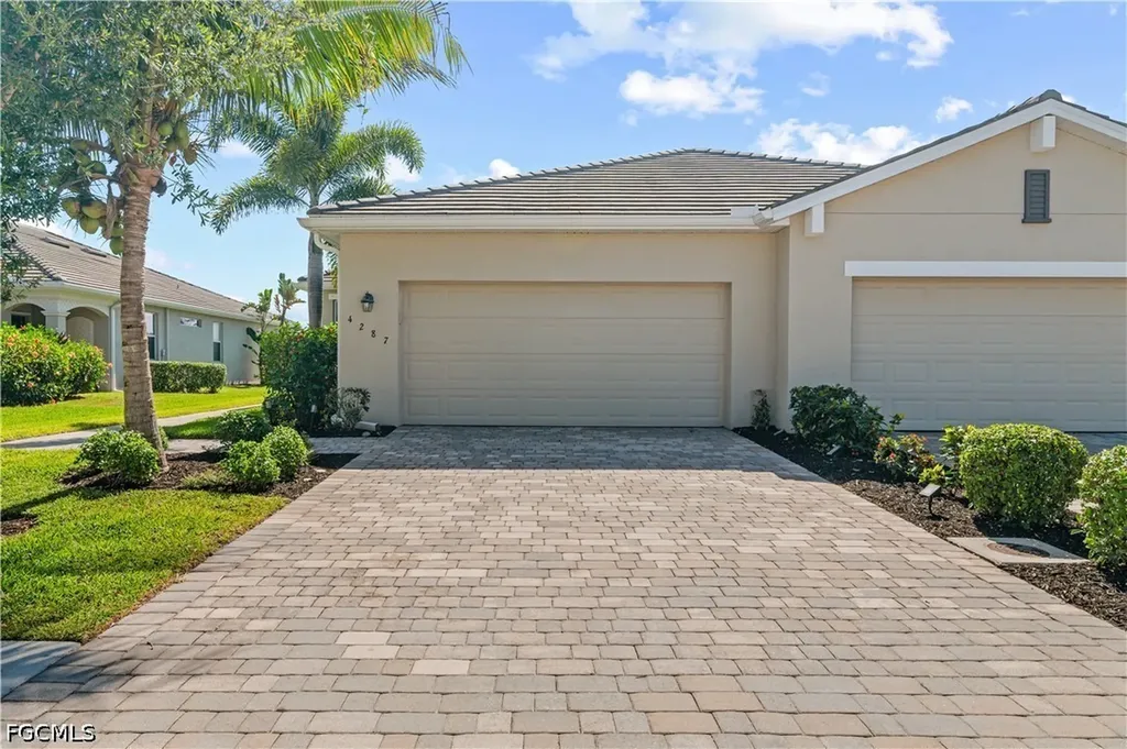 4287 Lemongrass Drive Fort Myers FL 33916