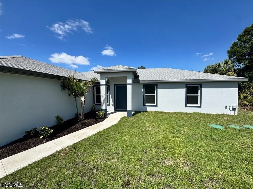 728 Ledge Street Lehigh Acres FL 33972
