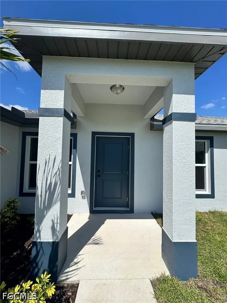 728 Ledge Street Lehigh Acres FL 33972